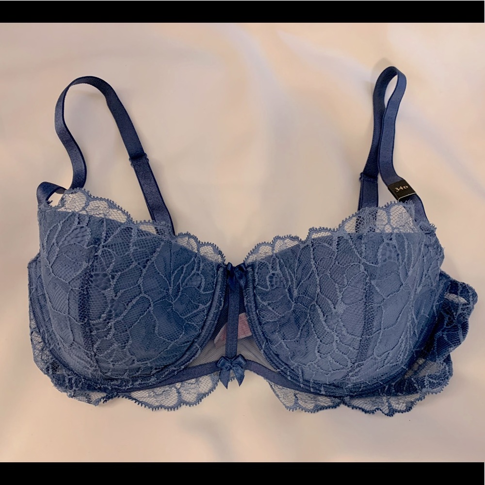 NWT Victoria’s Secret Dream Angels Balconette Bra 34D